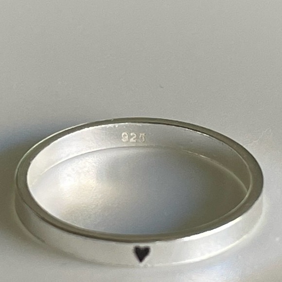 Sterling Silver Ring Heart Minimalist Band​ - Picture 7 of 12